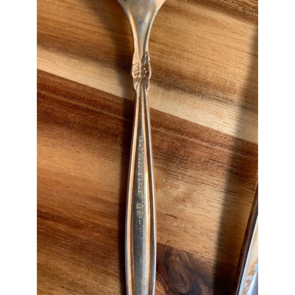 1847 Rogers Bros vintage 1847